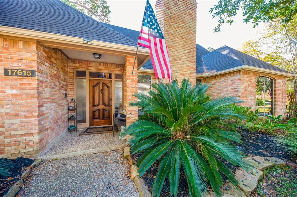 Photo of 17615 Woodlode Lane