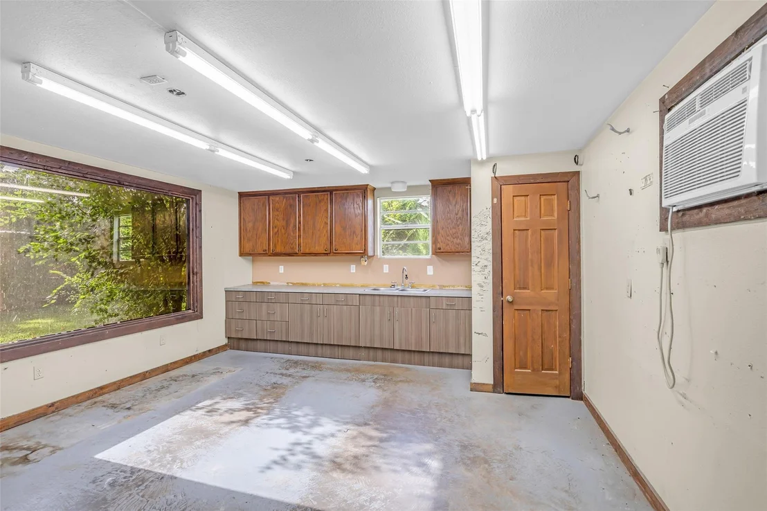 Photo of 12011 Westover Drive