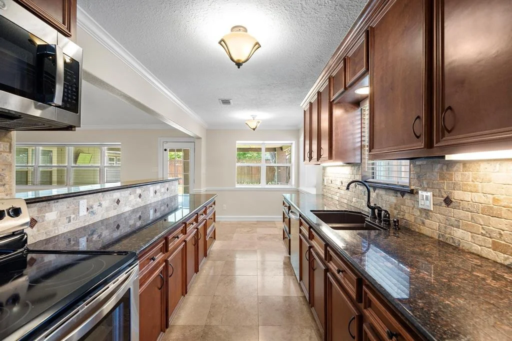Photo of 11243 Rousseau Drive