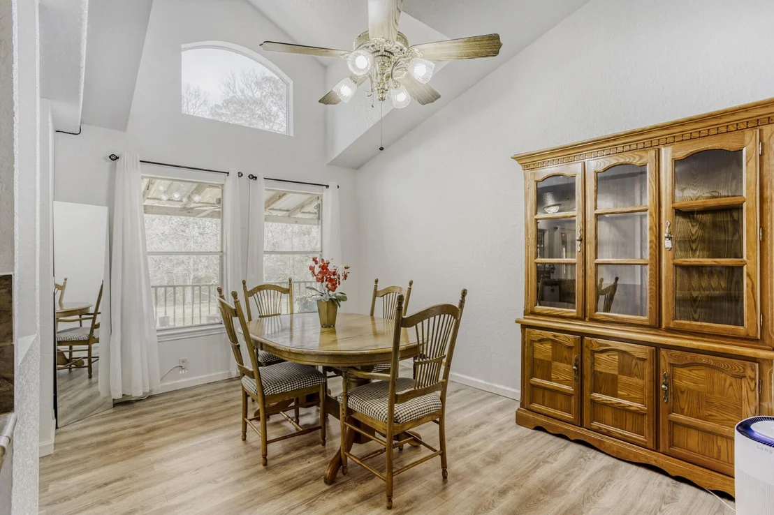 Photo of 414 County Road 4011