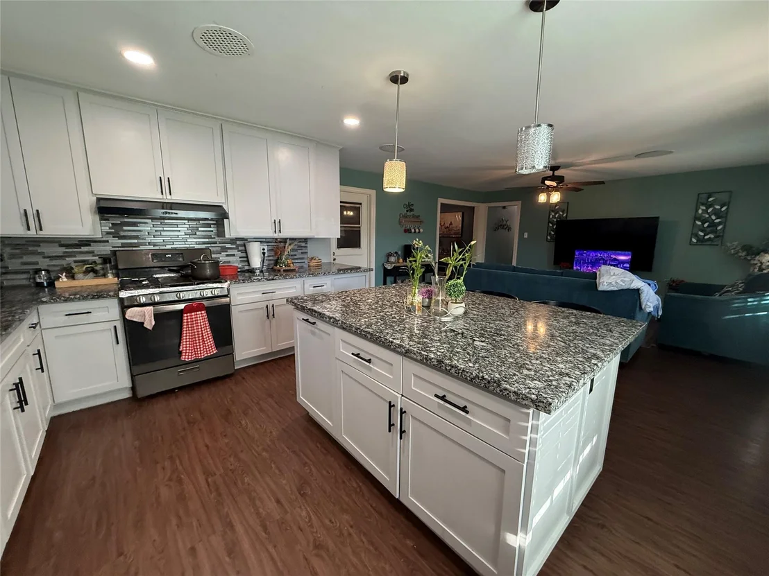 Photo of 8823 Shadow Crest Street