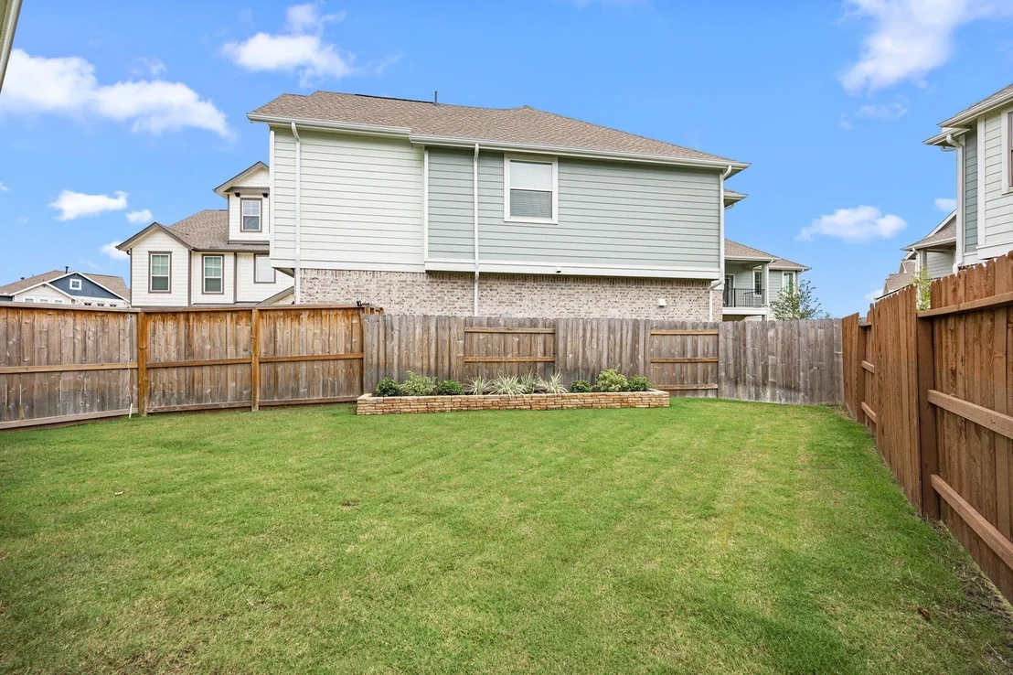 Photo of 7618 Redbud Orchard Road