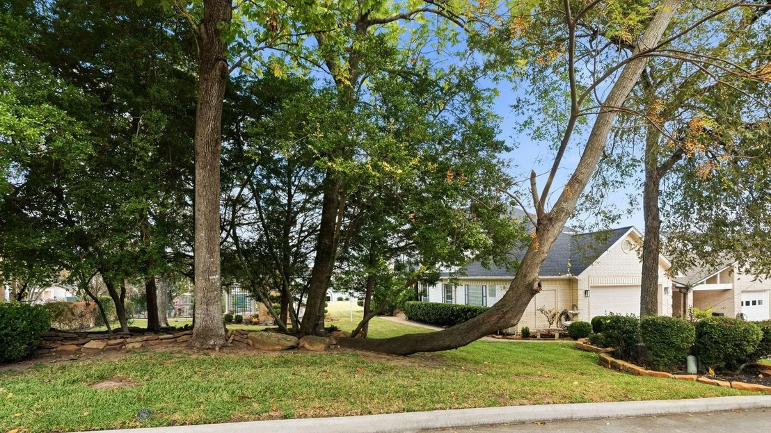 Photo of 106 Cove Point
