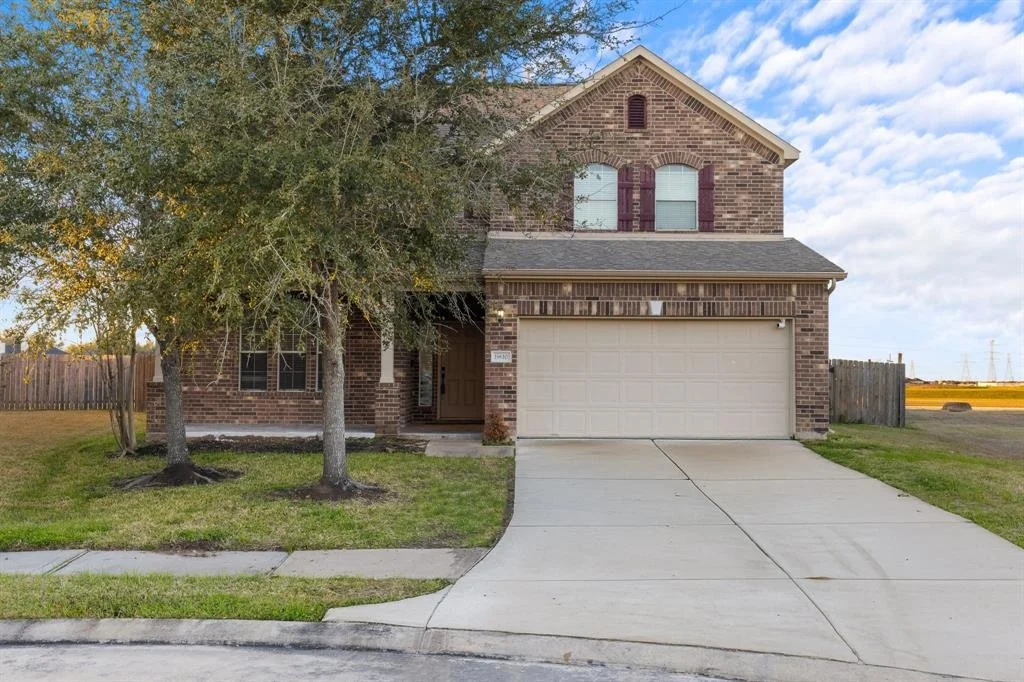 Photo of 19610 Sandal Grove