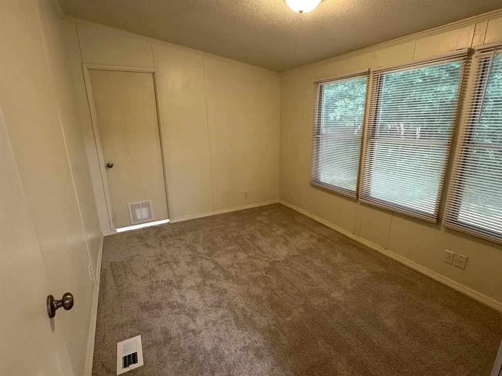 Photo of 16277 Wild Oak Lane