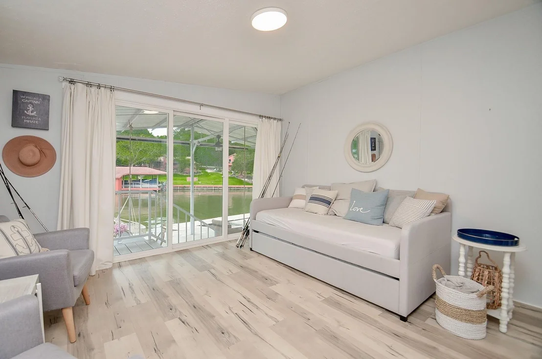 Photo of 14186 Shadow Bay Drive