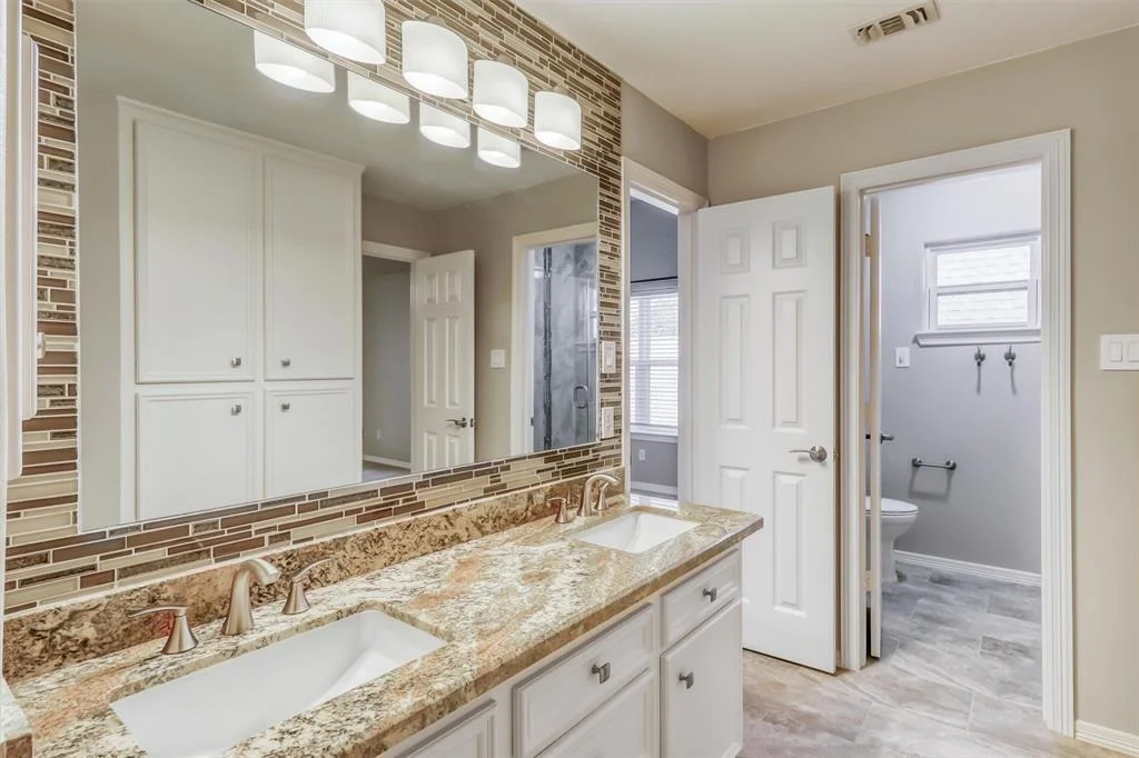Photo of 2114 Summerland Drive N