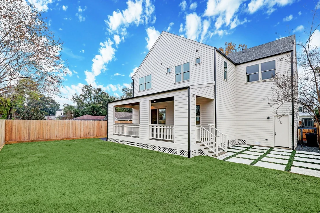 Photo of 2031 Saxon Drive