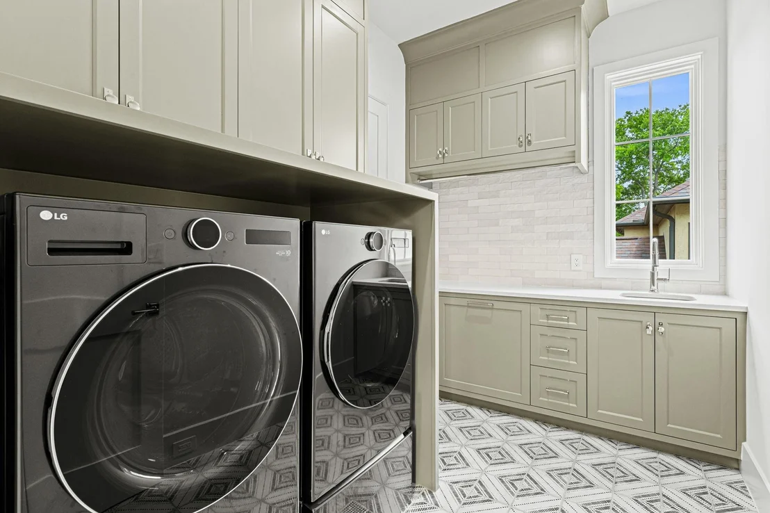 Photo of 8722 Lupton Lane