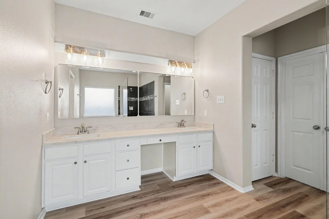 Photo of 22310 Lamaster Lane