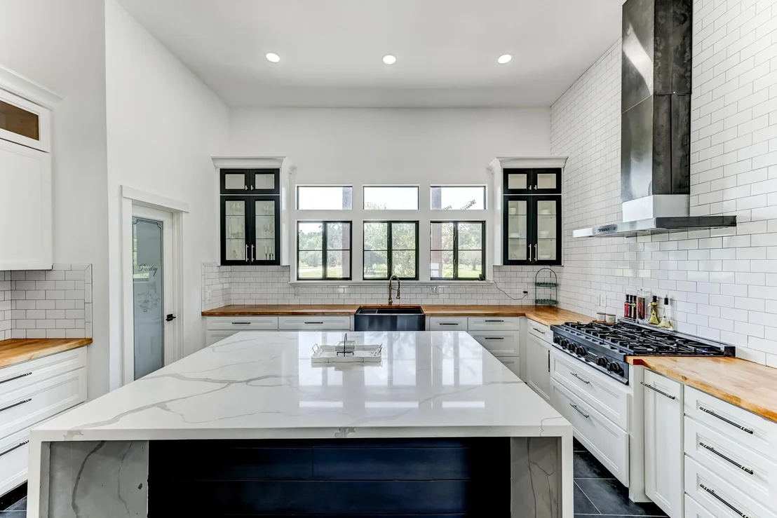 Photo of 4914 Harvey Road