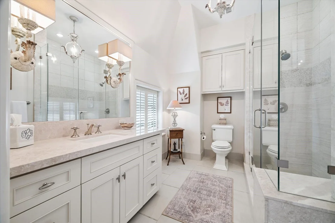 Photo of 5555 Cranbrook Road