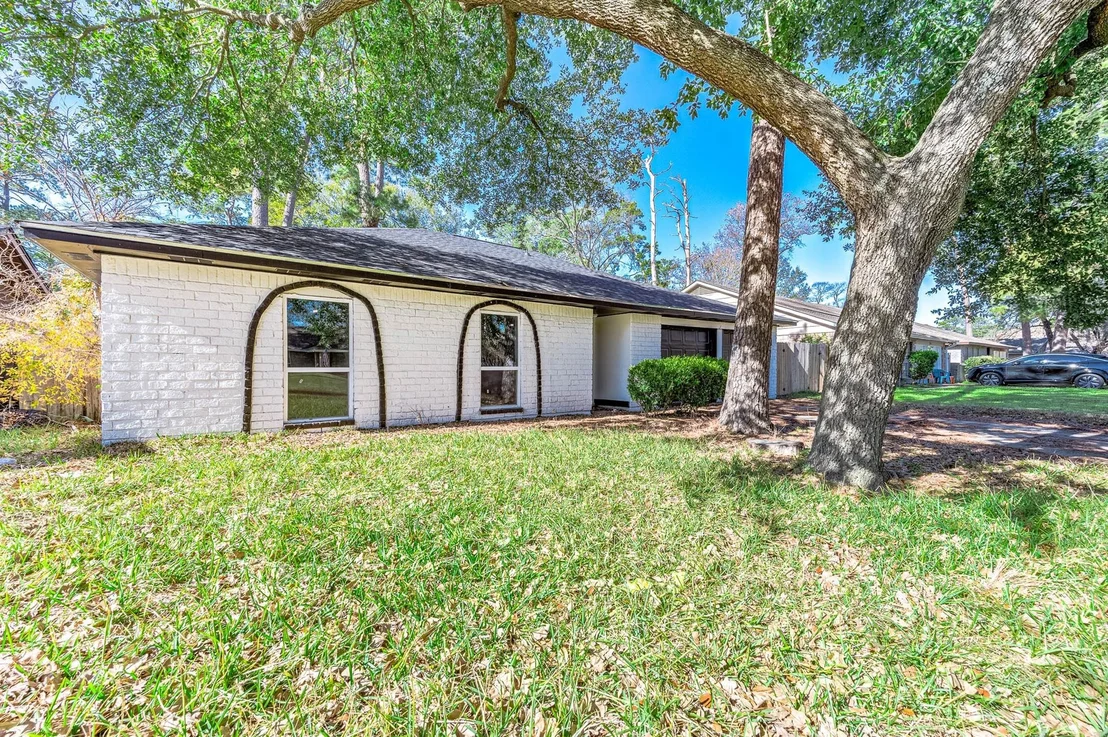 Photo of 23115 Lestergate Drive