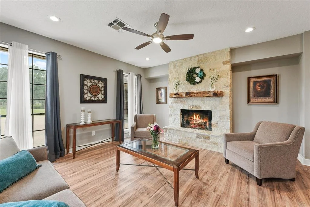 Photo of 7522 Fairchild Road