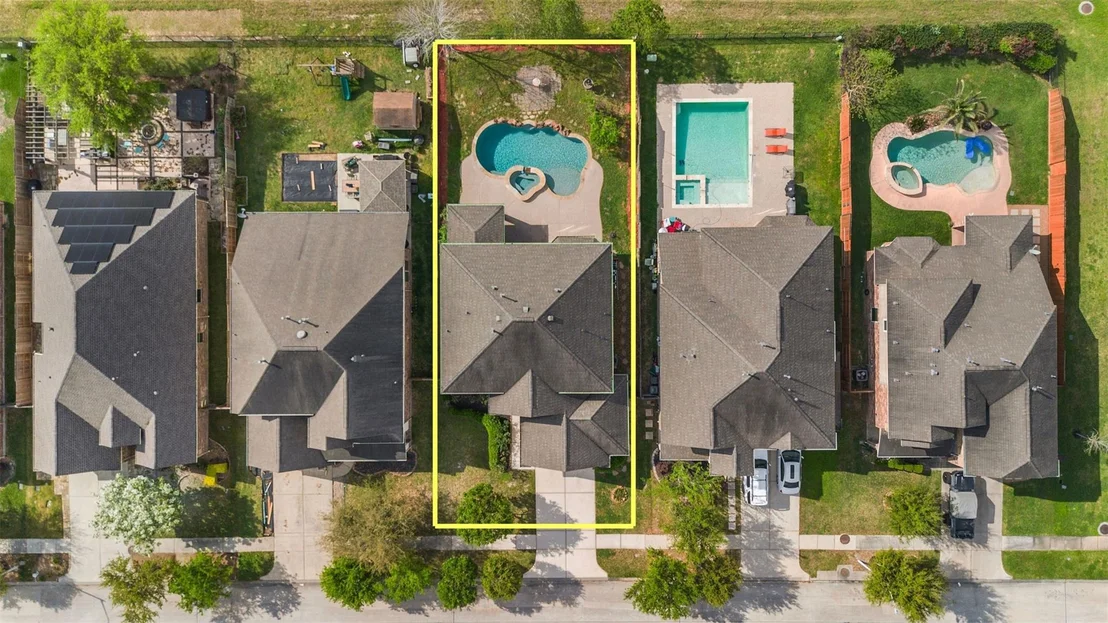 Photo of 21370 Russell Chase Drive