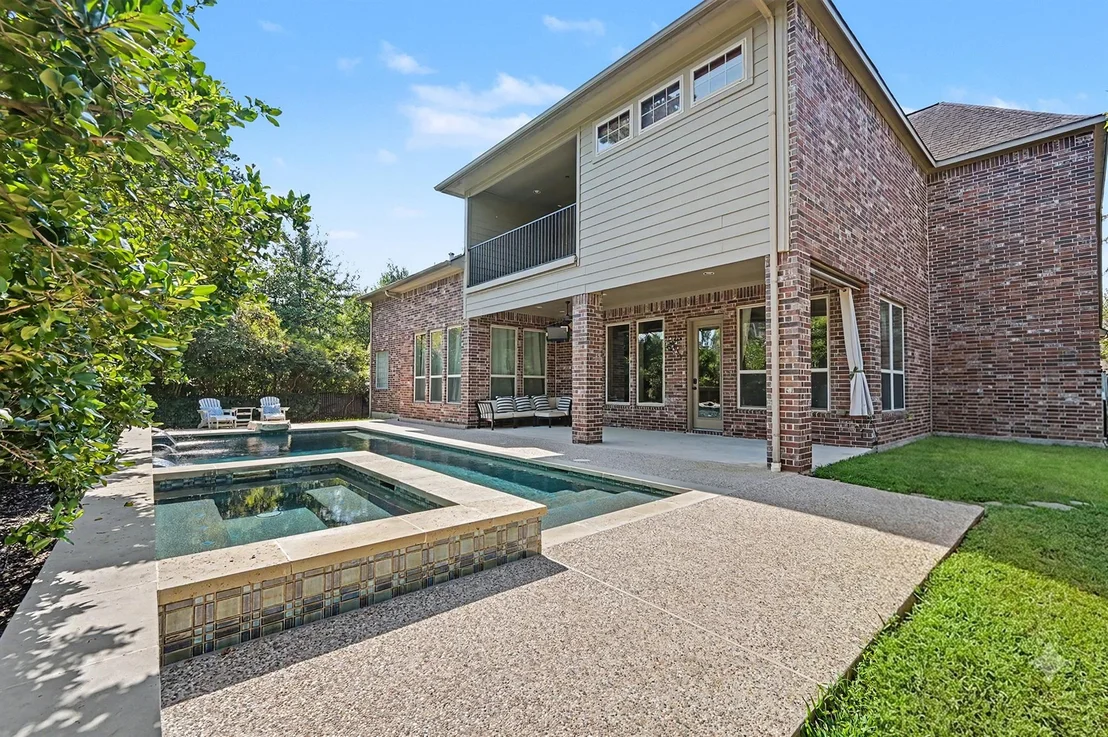 Photo of 90 Player Oaks Place