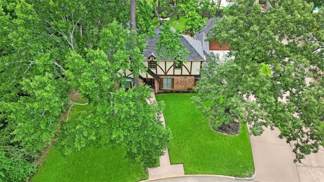 Photo of 2103 River Falls Drive
