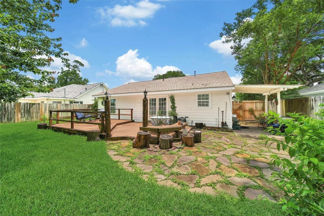 Photo of 1038 Lamonte Lane