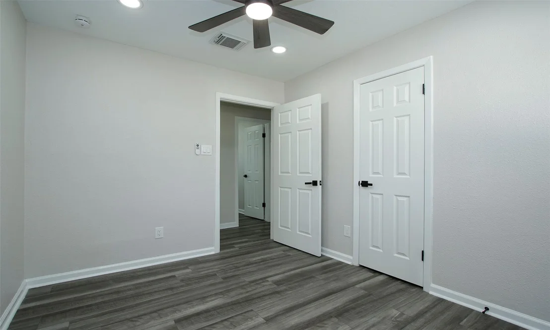Photo of 11058 Vailview Drive