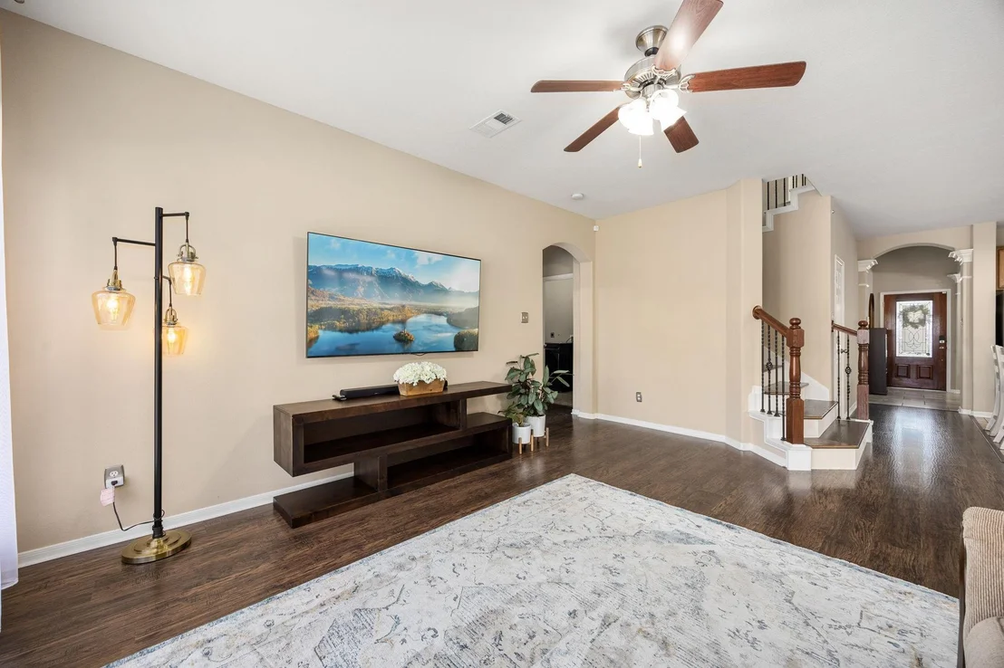 Photo of 6315 Linfield Bluff Lane