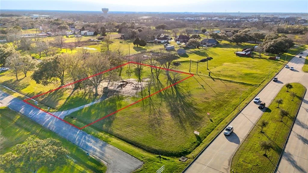 Photo of 606 Sycamore Road