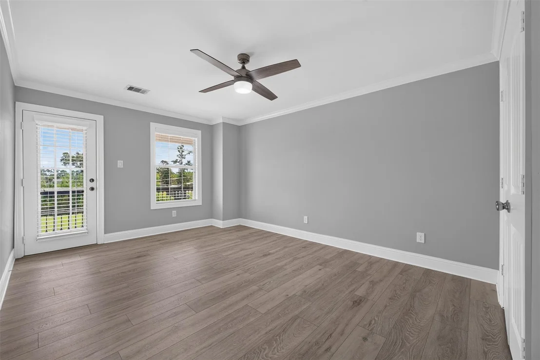 Photo of 139 Laurel Cove W