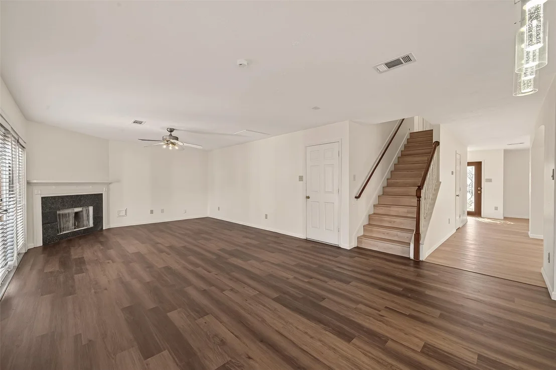 Photo of 15910 Clayton Bend Drive