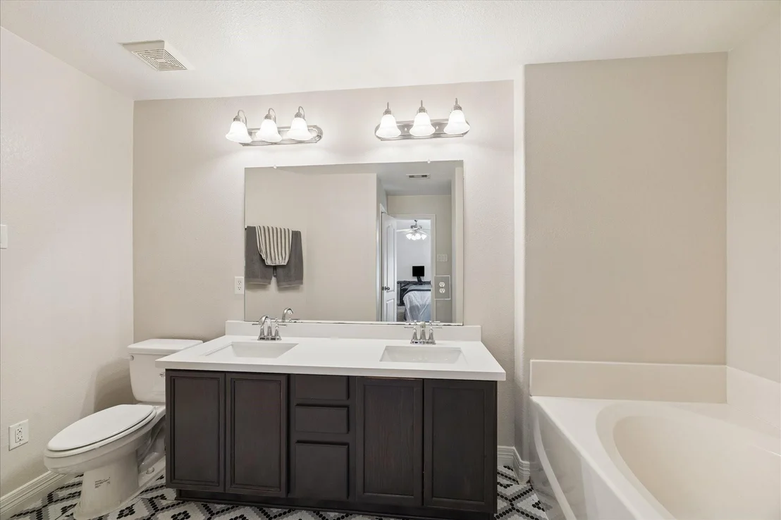 Photo of 18627 Walden Glen Circle