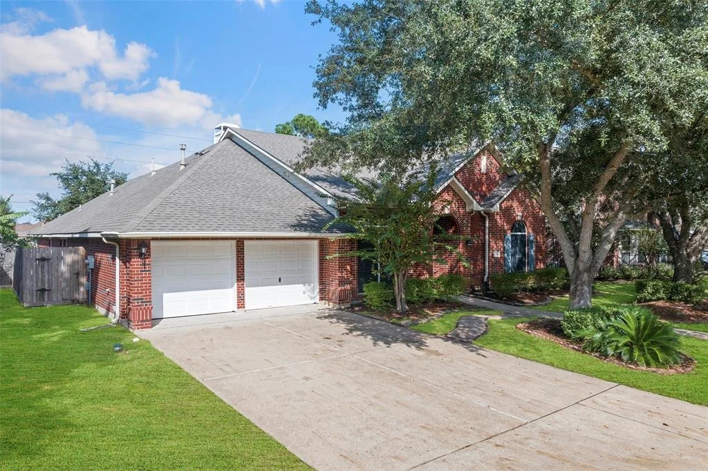 Photo of 17014 Sandestine Drive