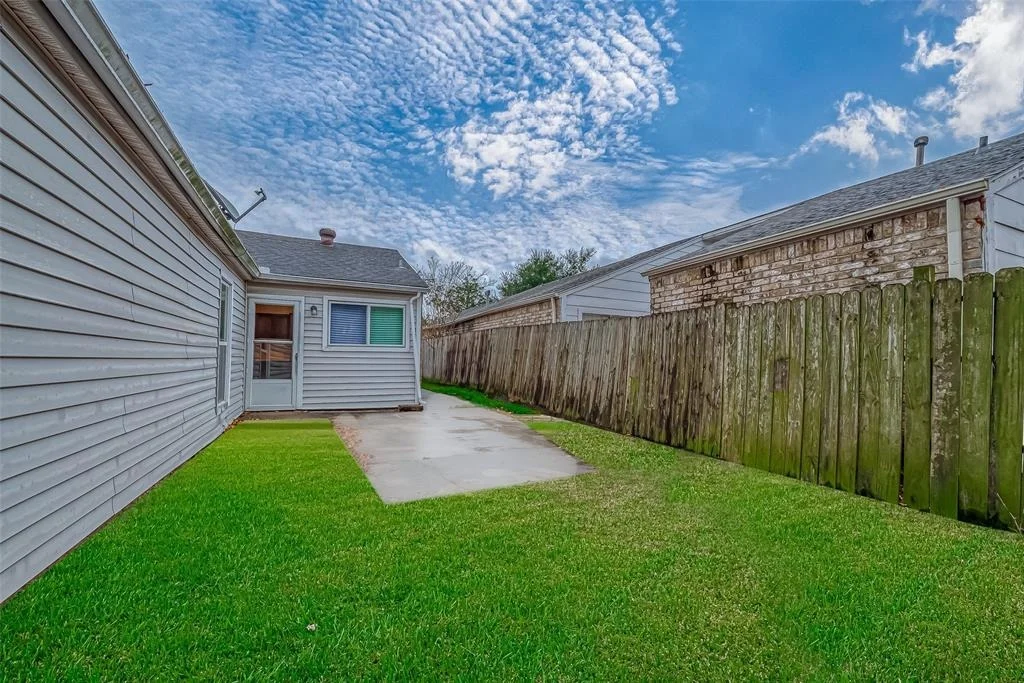Photo of 2718 Ashford Oak Drive