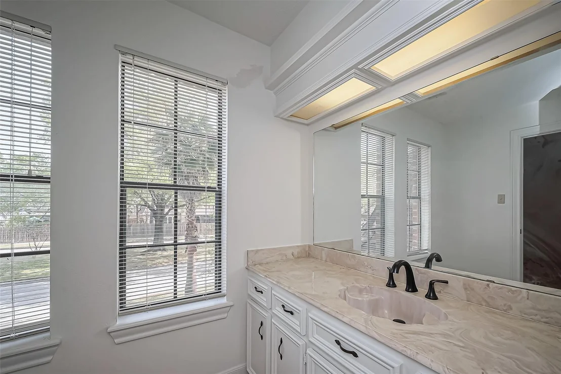 Photo of 18307 Champion Forest Drive