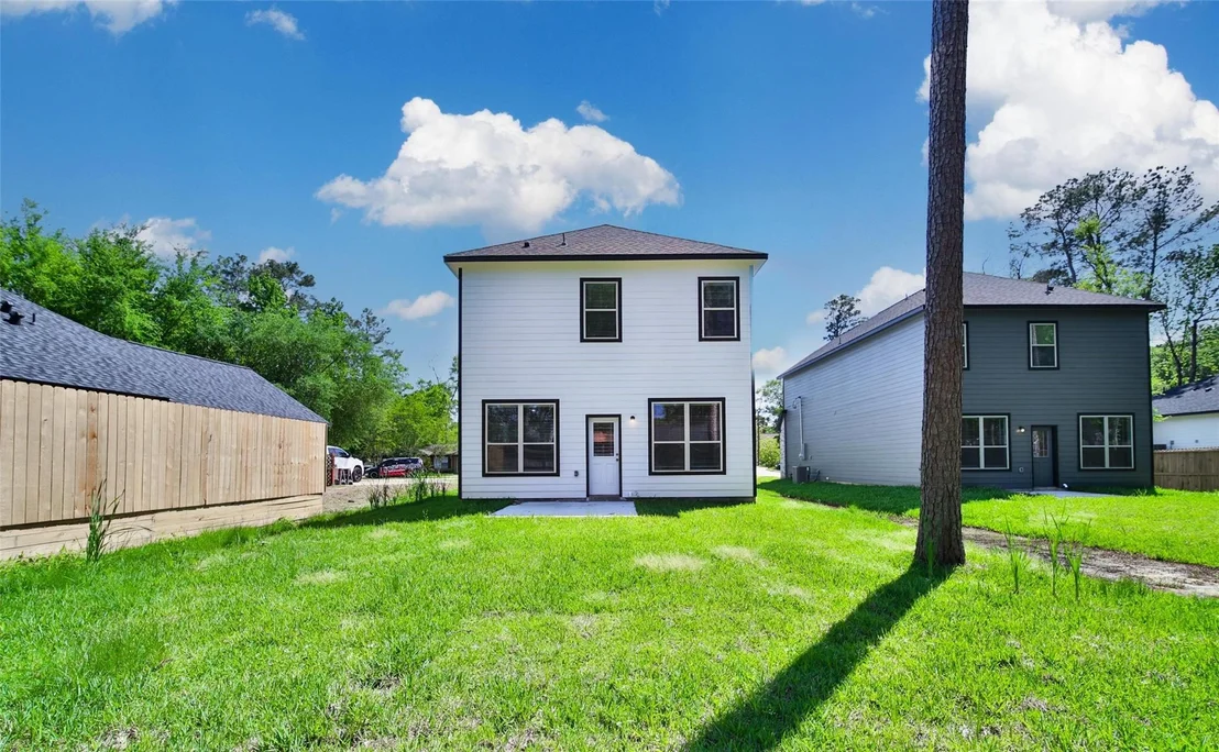 Photo of 1452 Glenoaks Drive