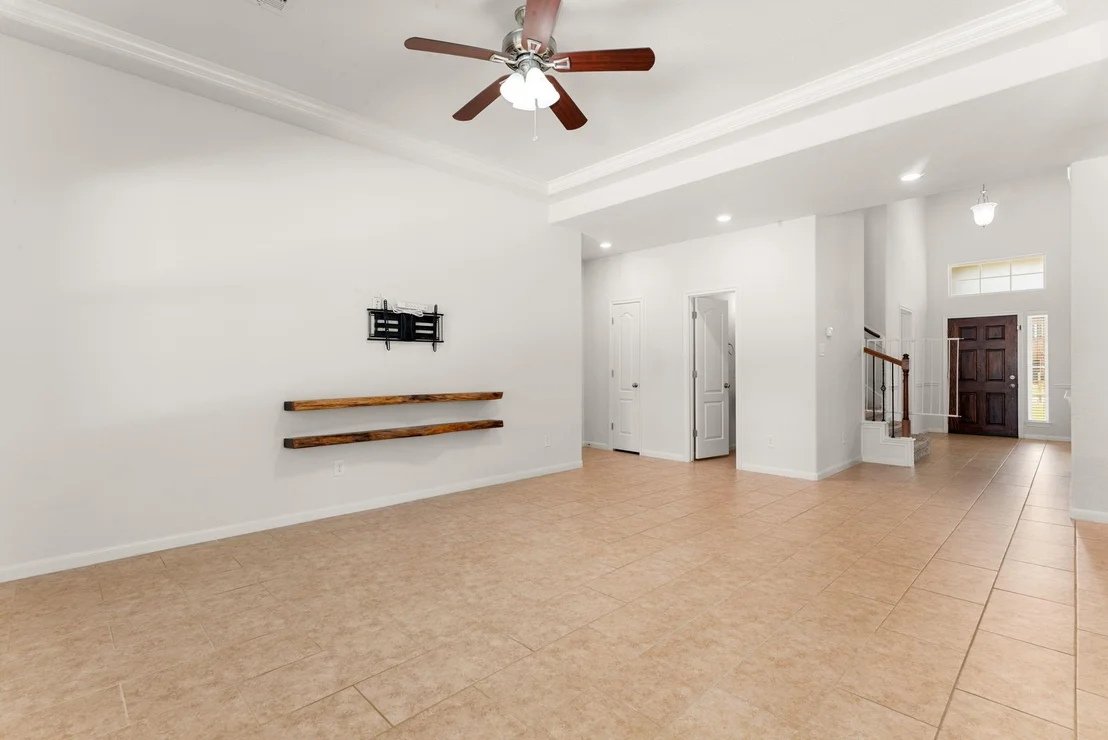 Photo of 6914 Dillon Drive