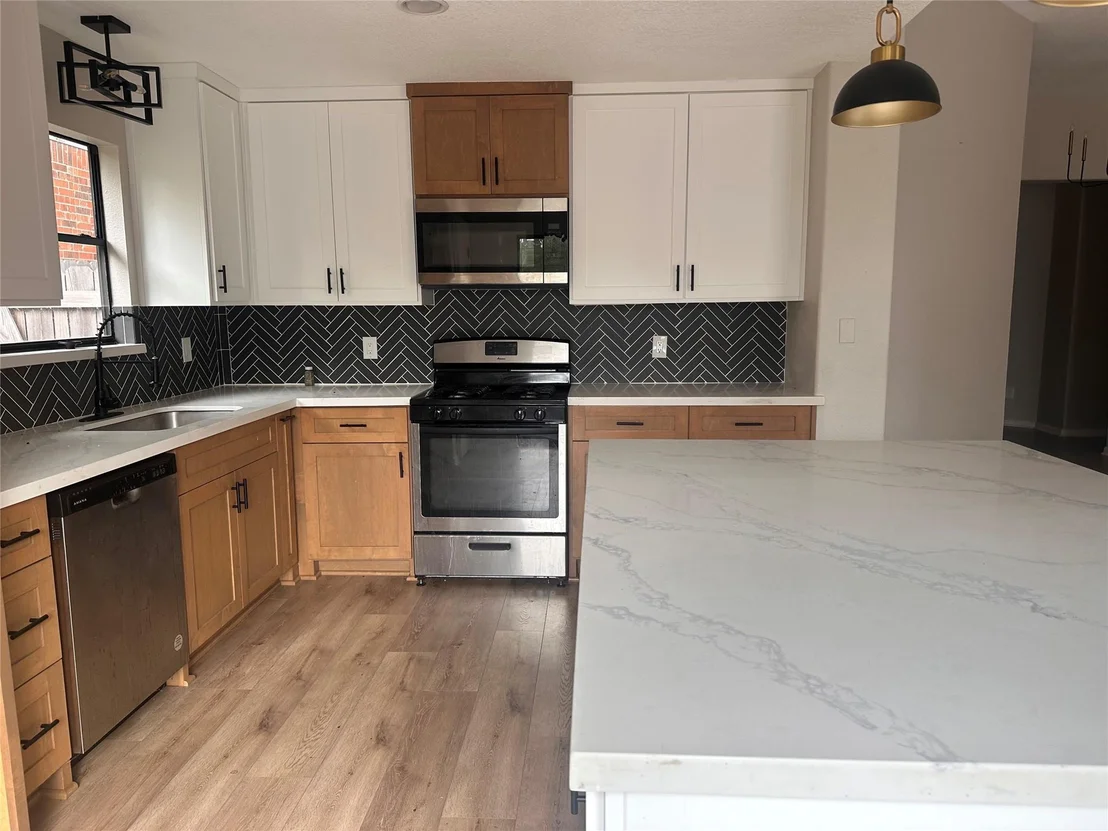Photo of 3812 Maple Drive