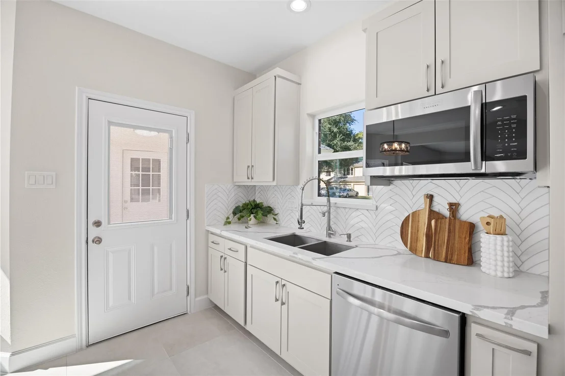 Photo of 1802 Field Briar Drive