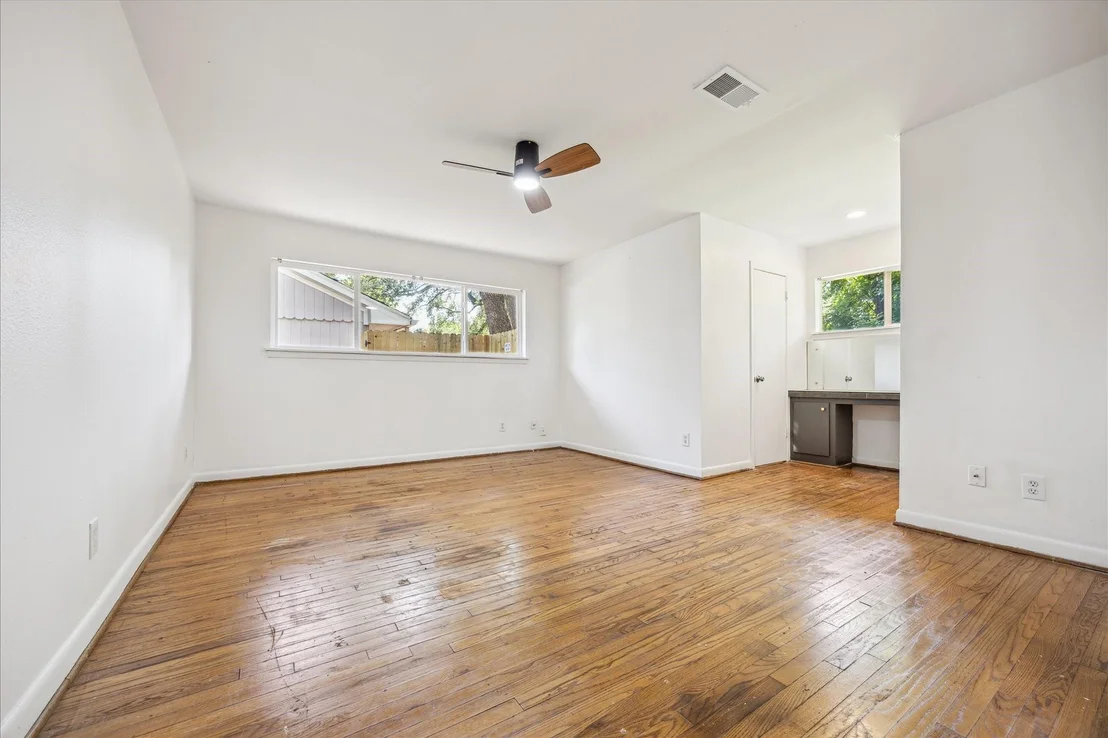 Photo of 5419 Beechnut Street