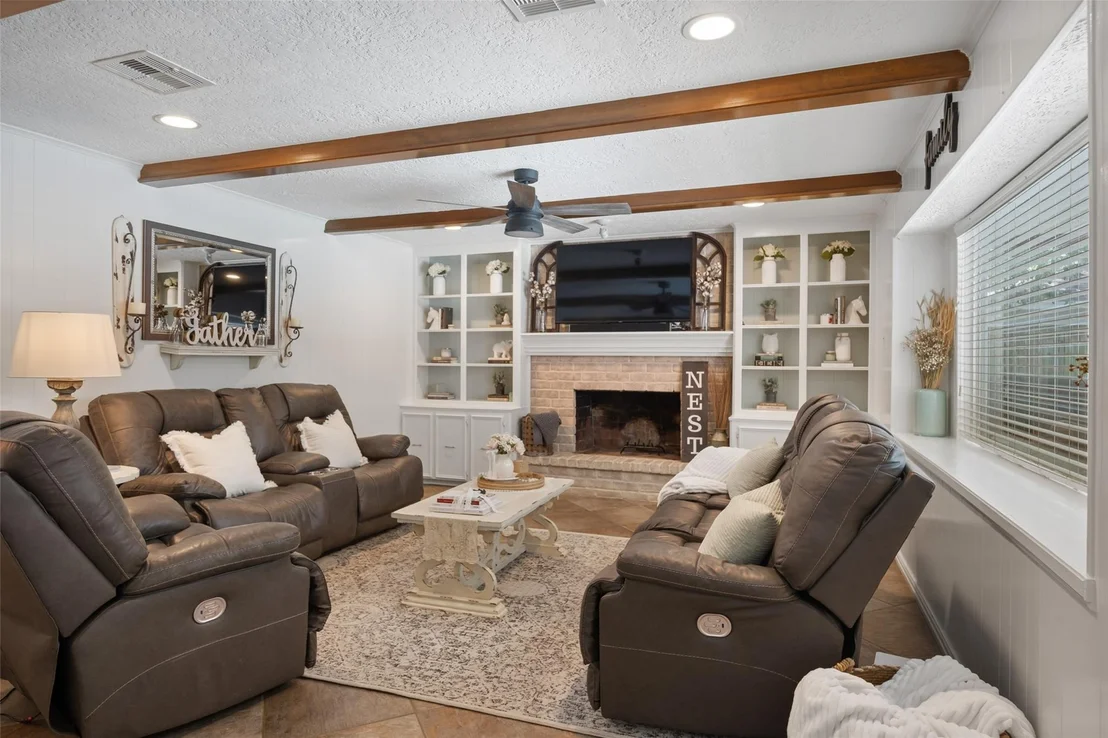Photo of 27242 Paula Lane