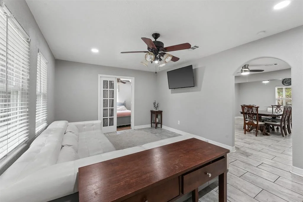 Photo of 5963 Beldart Street