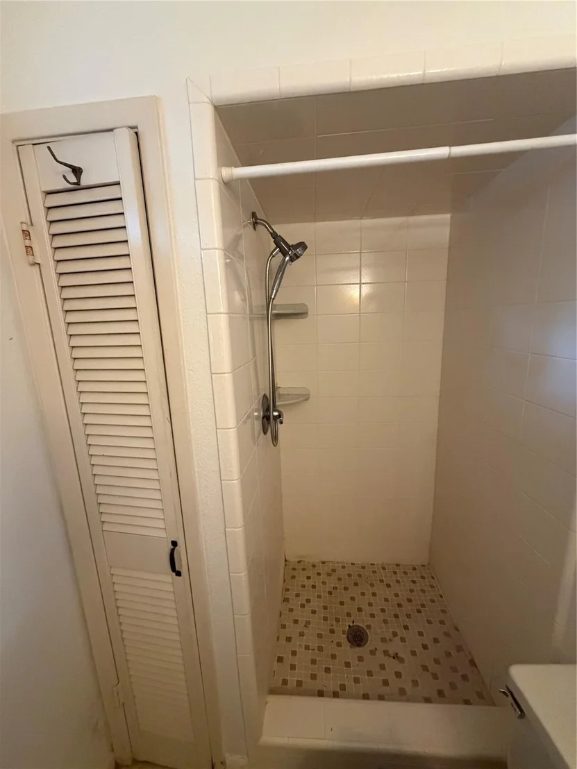 Photo of 8918 Indian River Drive
