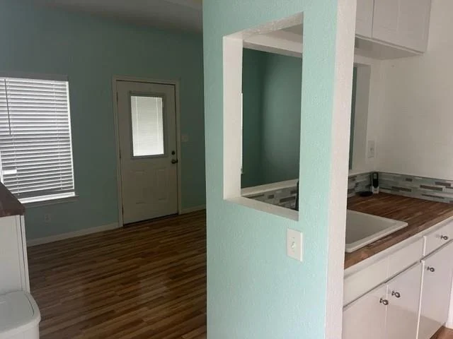 Photo of 4520 5th Street