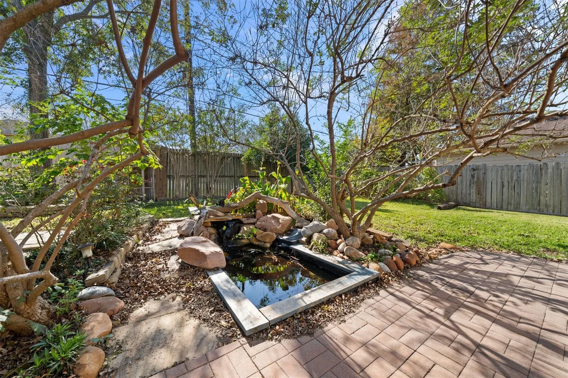 Photo of 14823 Walbrook Drive