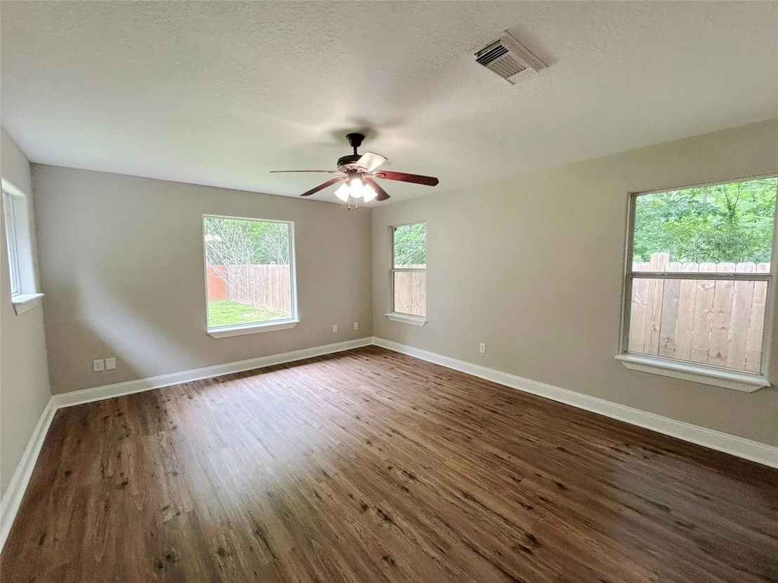 Photo of 7902 Masters Road