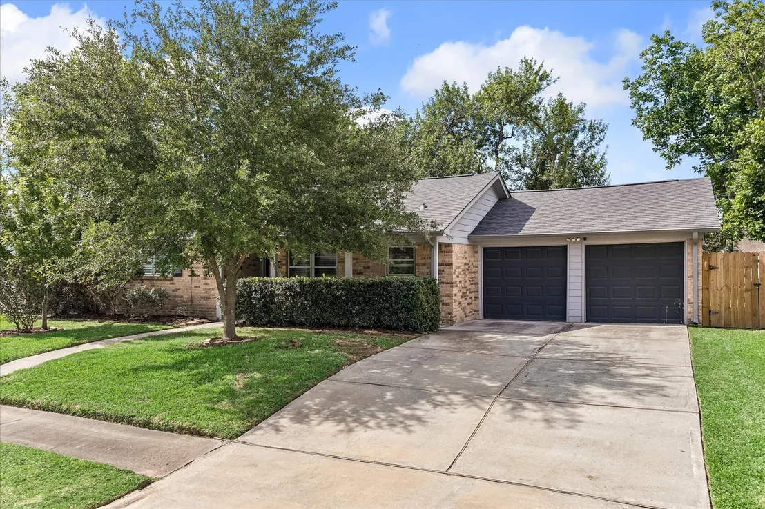 Photo of 5811 Spruce Forest Drive