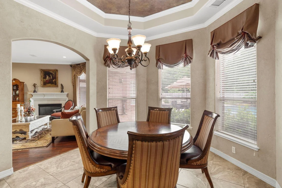 Photo of 8214 Forest Gate Drive
