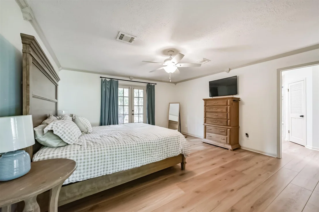 Photo of 7618 Hurst Forest Drive