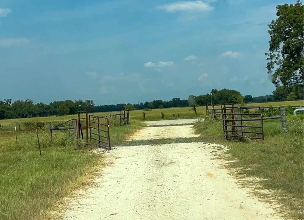 Photo of 0046 Fm 2548 E