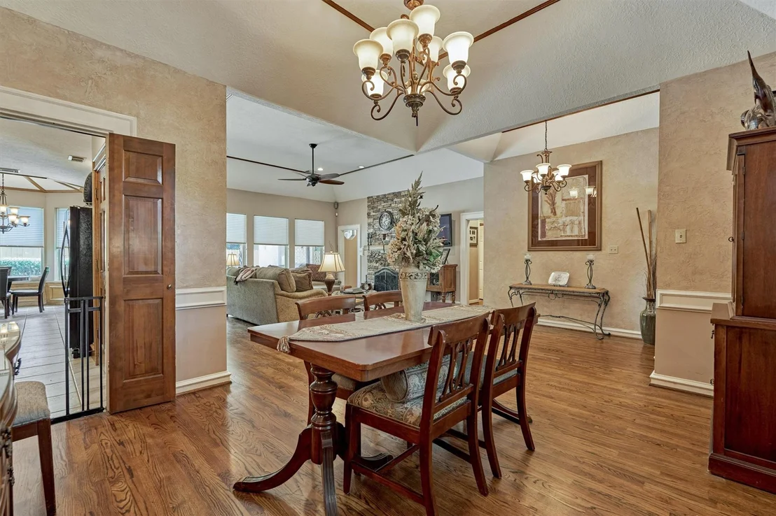 Photo of 423 Pine Edge Drive