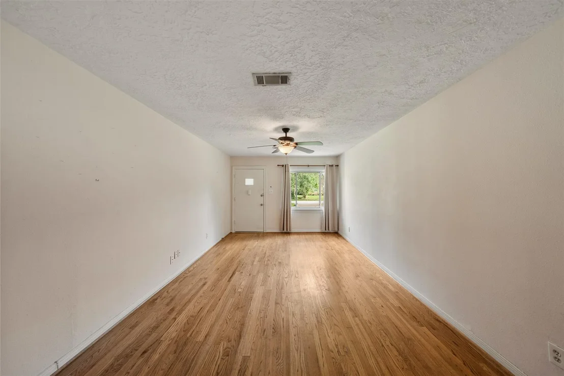 Photo of 1034 Lamonte Lane