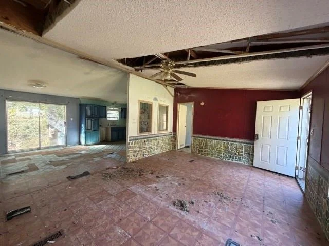 Photo of 322 Nueces Drive