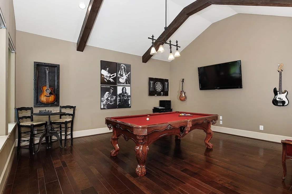 Photo of 105 Larkhaven Drive